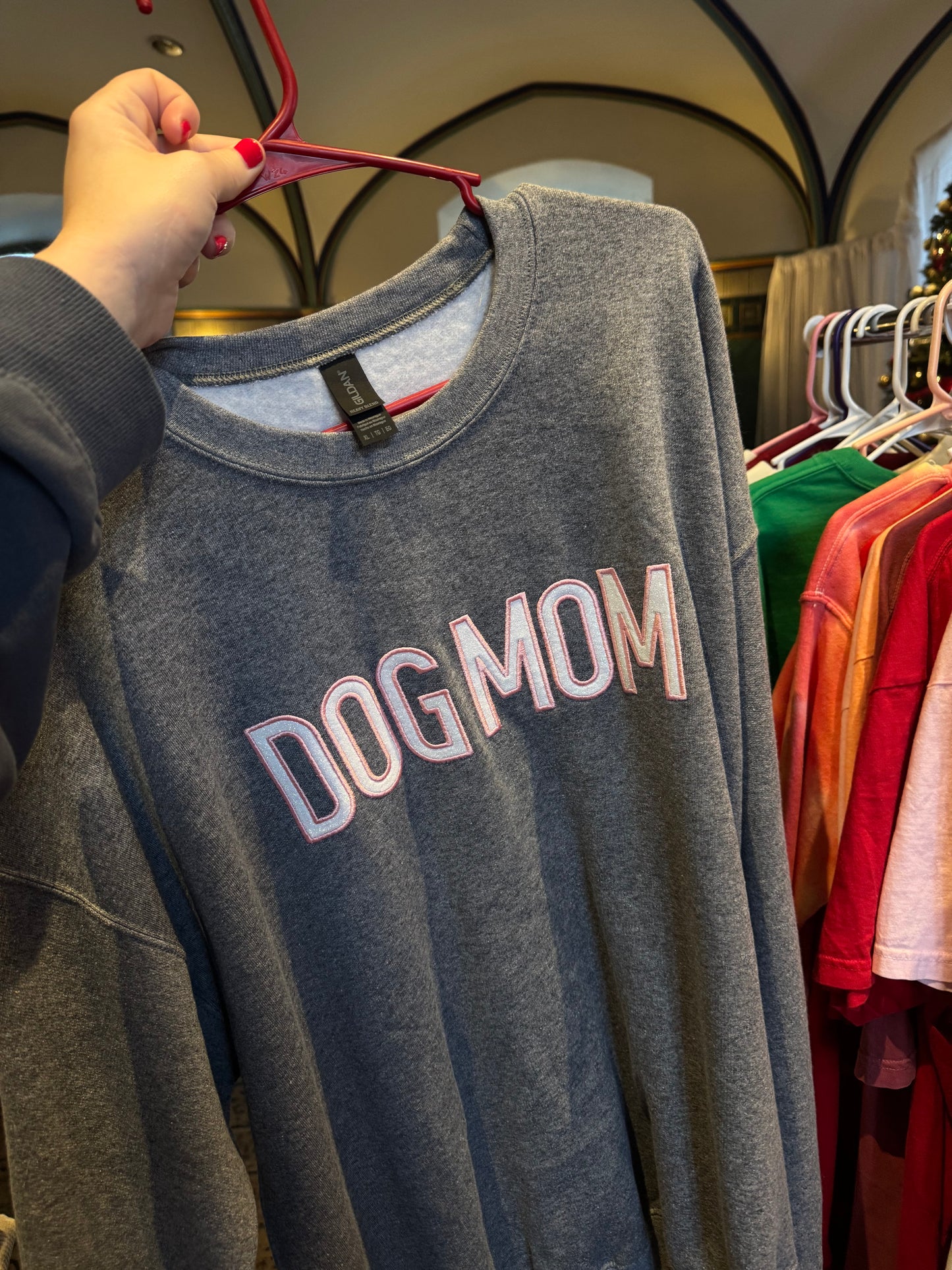 DOG MOM Glitter Crewneck