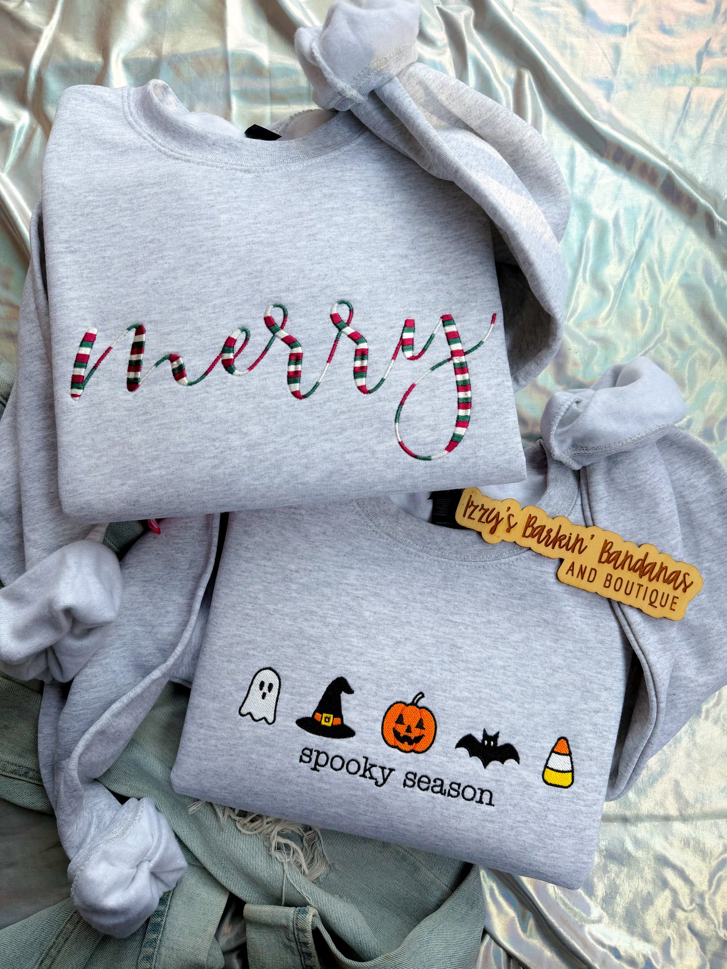 Merry Multicolor Thread Crewneck