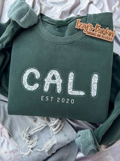 Custom Name Appliqué Crewneck (MAMA/BRIDE/CUSTOM)