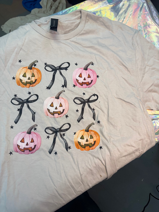 Pumpkins and bows Tee