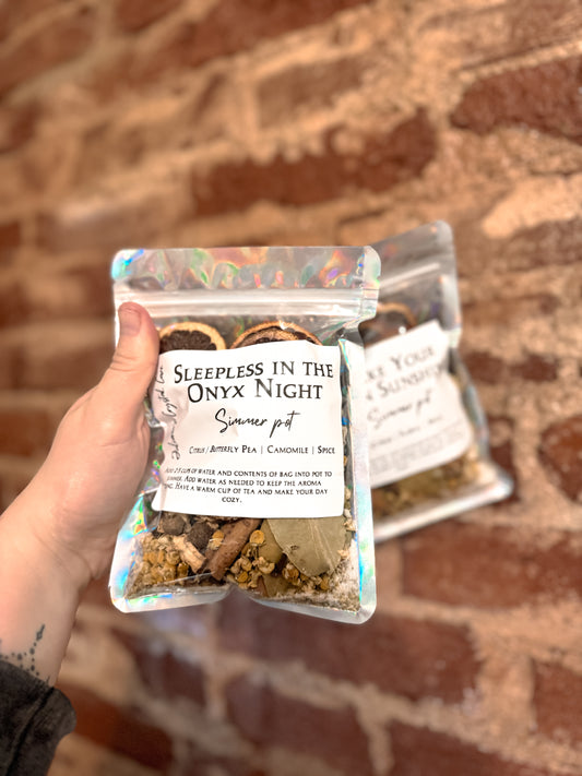 Sleepless in the Onyx Night Simmer Bag