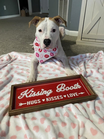 Lipstick Bandana