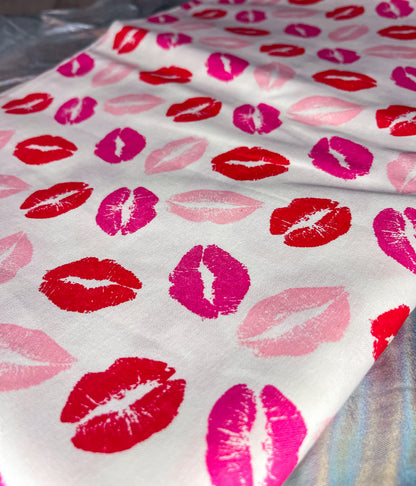 Lipstick Bandana