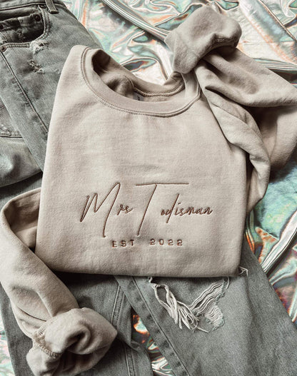 MRS Embroidered Sweatshirt